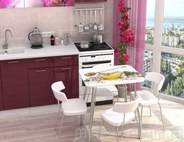 Кухонный стол в Калининграде