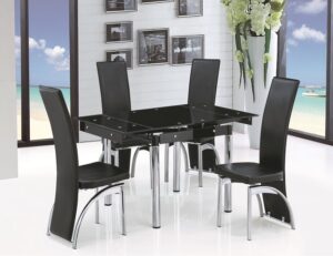 Стол в Калининграде