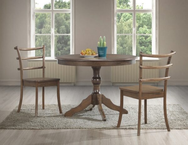 Стол и стул в Калининграде