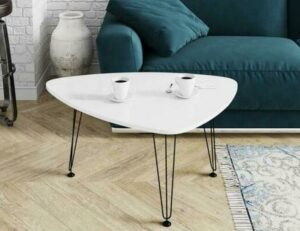 Стол в Калининграде