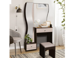 Туалетный столик в Калининграде