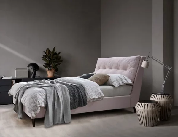 Двуспальная кровать в Калининграде