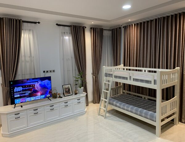 Детская двухъярусная кровать в Калининграде