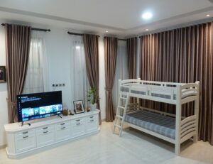 Детская двухъярусная кровать в Калининграде