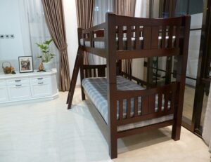 Детская двухъярусная кровать в Калининграде