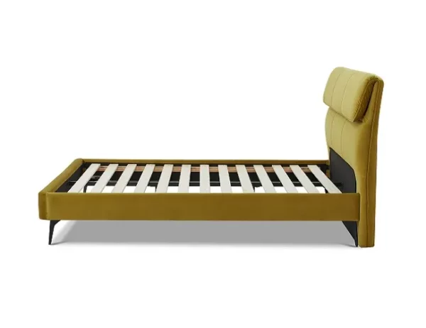 Кровать в Калининграде