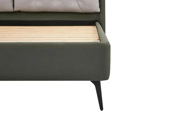 Кровать в Калининграде