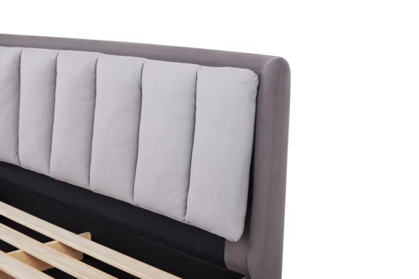 Кровать в Калининграде