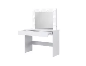 Туалетный столик в Калининграде