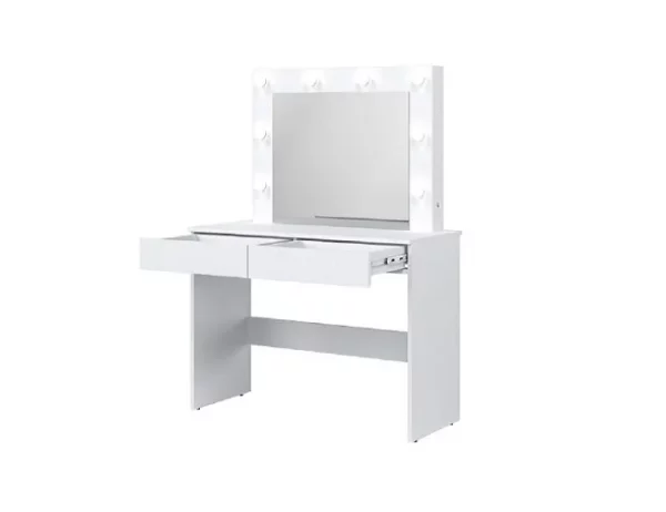 Туалетный столик в Калининграде Туалетный столик в Калининграде