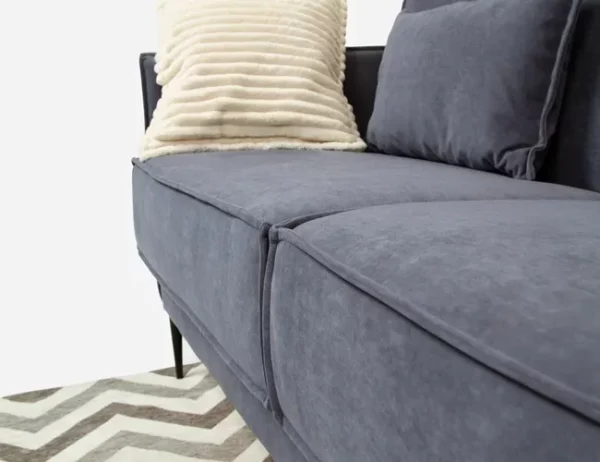 Прямой диван в Калининграде