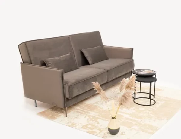 Прямой диван в Калининграде